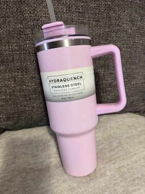HYDRAQUENCH Baby Pink Stainless Steel 40 oz. Insulated Tumbler with Handle